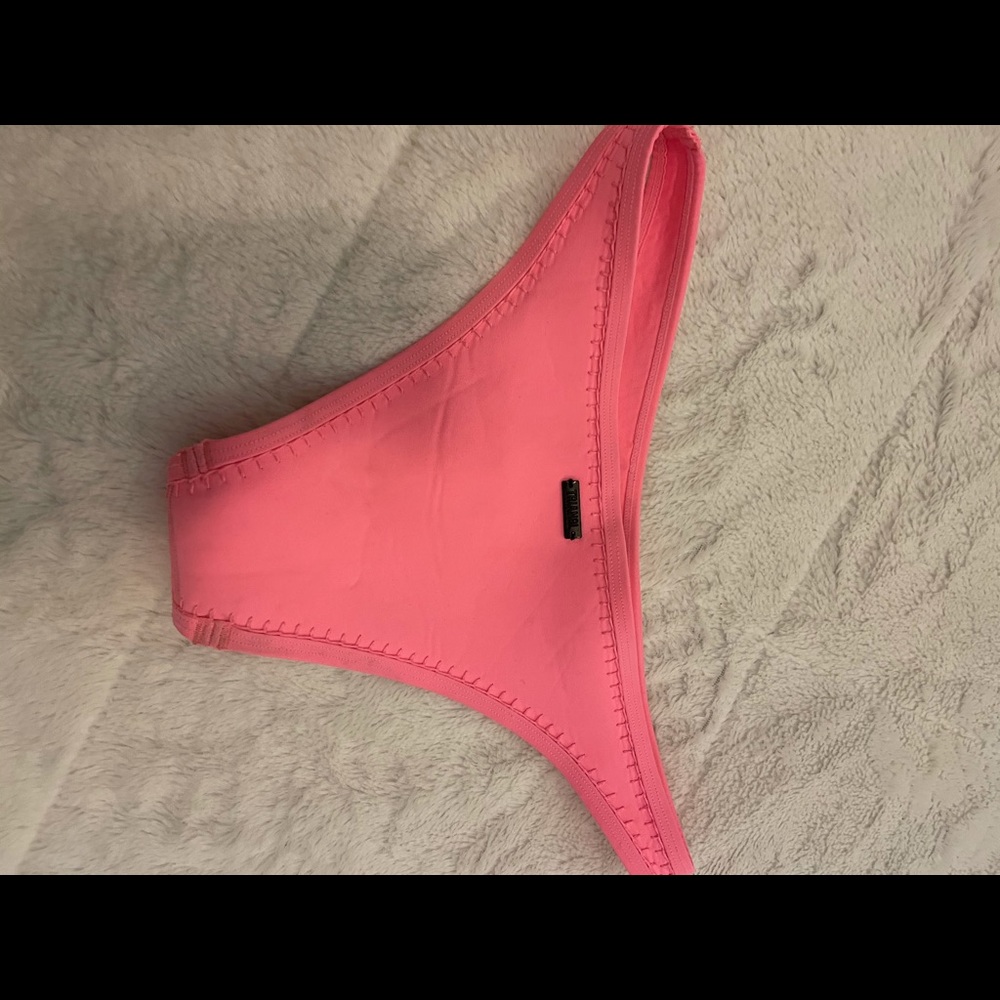 Triangle Bikini Set - Picture 5 of 7